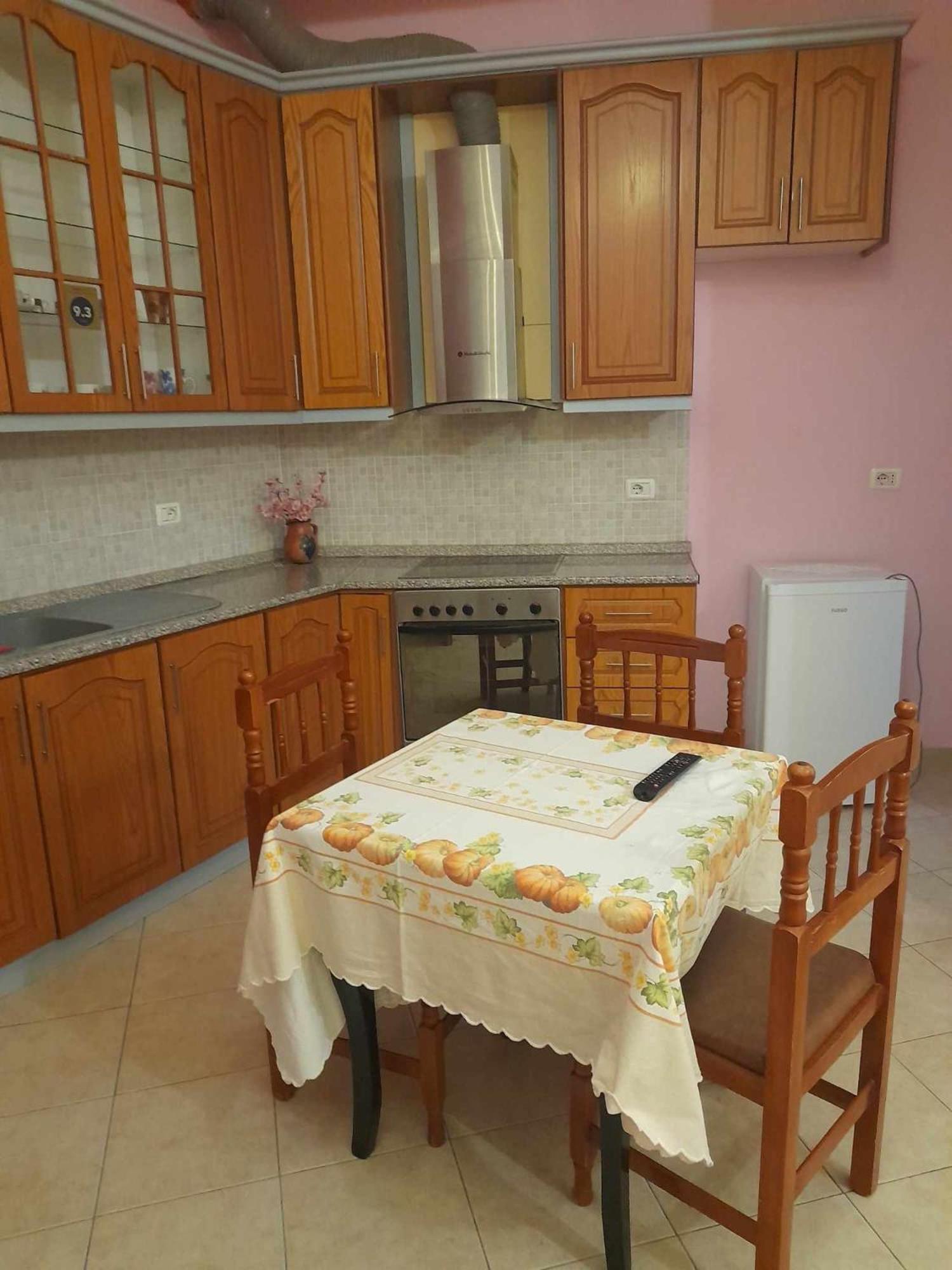 Tina'S Apartment Gjirokaster Ngoại thất bức ảnh